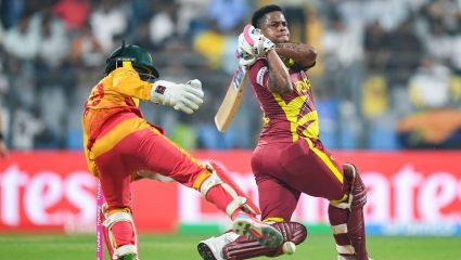West Indies vs Zimbabwe: विंडीज पॉवर! एकाच सामन्यात इंग्लंडचे २ मोठे रेकॉर्ड्स केले उद्धवस्त; क्रिकेट विश्वात रचला नवा विक्रम
