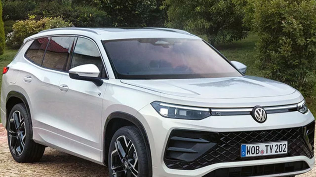 काय डील आहे राव! फक्त 51000 रुपयात बुक करता येईल ‘ही’ 7 सीटर कार, Fortuner चे दिवस सरले