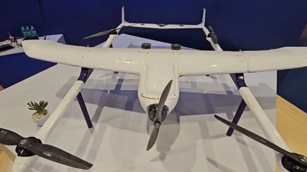 AI Impact Expo 2026: रोडवर नाही, आता आकाशात प्रवास! भारतात हवाई टॅक्सीची एंट्री, फक्त ८ मिनिटांत ३६ किमी उड्डाण