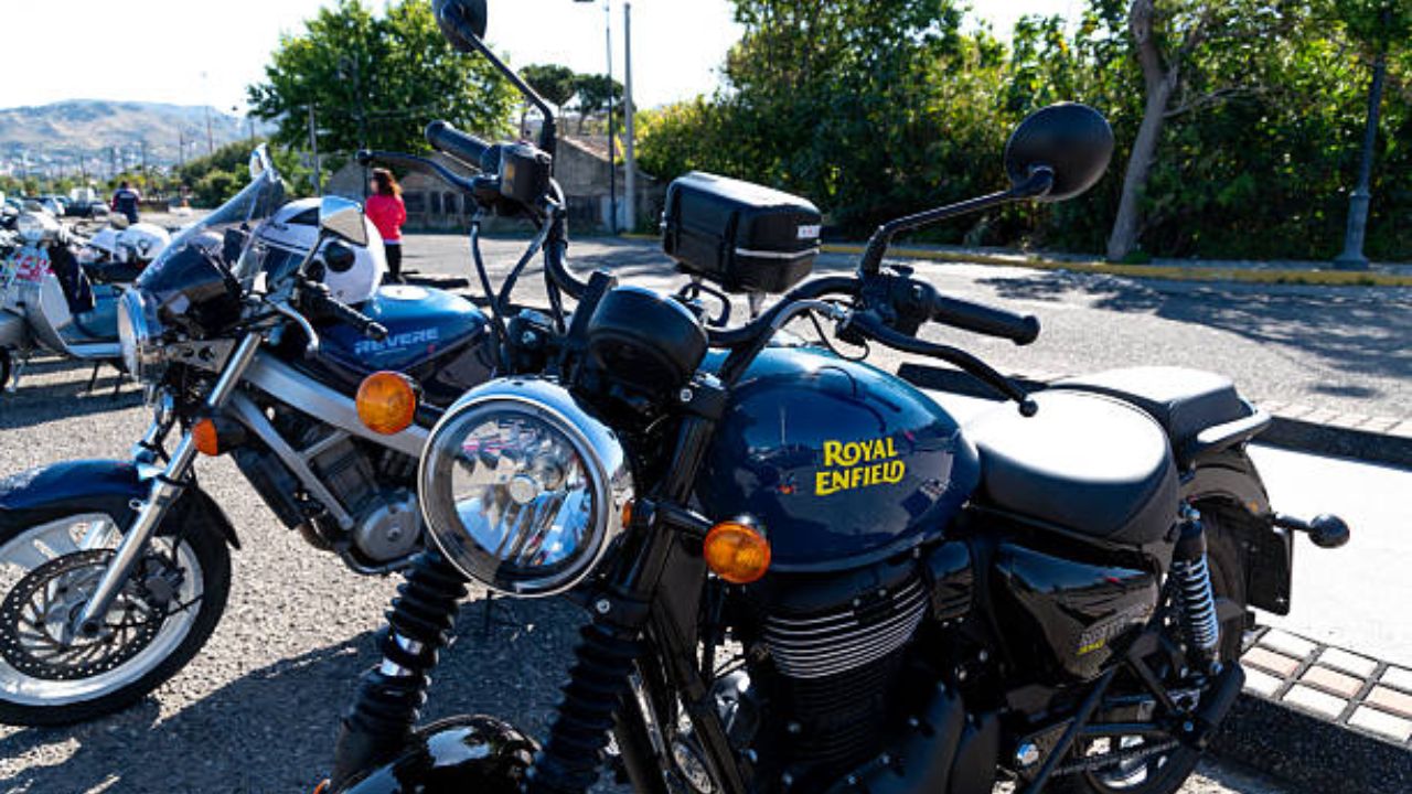 रायडींग होणार अजूनच सुसाट! Royal Enfield ची ‘ही’ पॉवरफुल बाईक लवकरच लाँच होणार