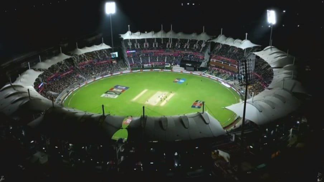 खेळपट्टी ठरणार ‘गेम चेंजर’? भारताचं सेमीफायनलचं भवितव्य पिचवर अवलंबून? रिपोर्ट सांगतोय…