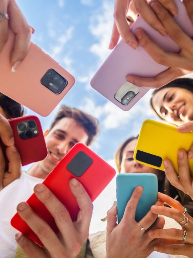 स्वस्तात मस्त! 10,000 च्या बजेटमधील स्मार्टफोन्स