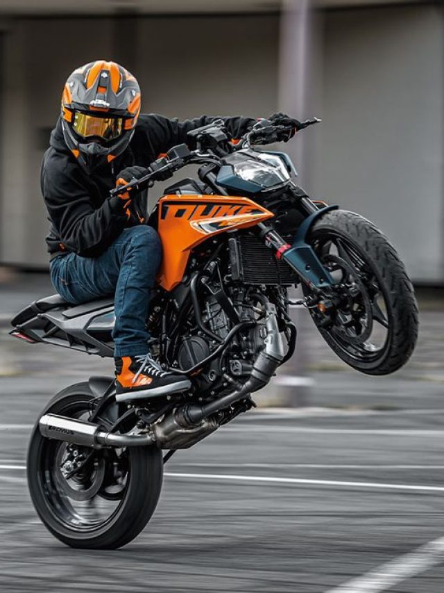 रफ्तार का राजा; KTM Duke 390 ची रि-एंट्री