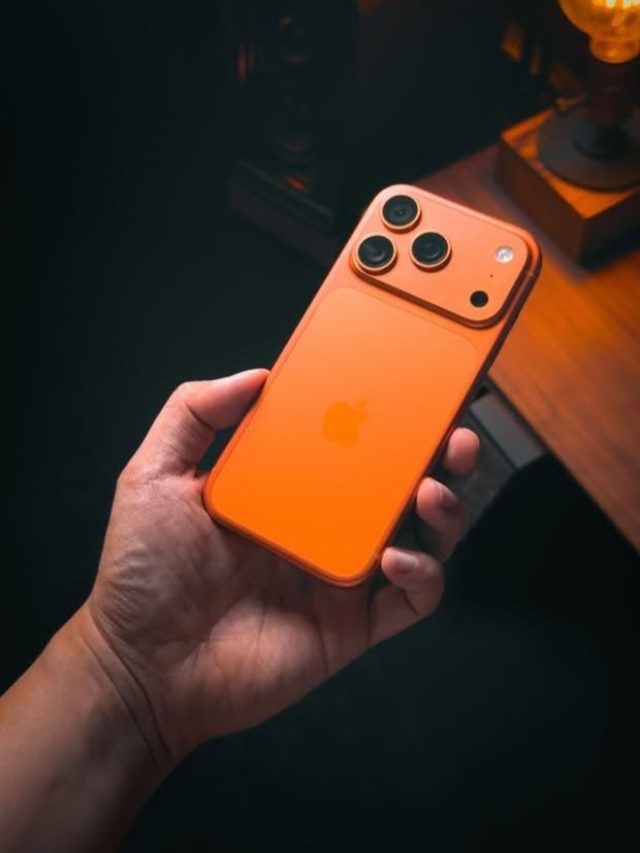 iPhone 18 भारतात कधी लाँच होणार, नवे फिचर्स काय?