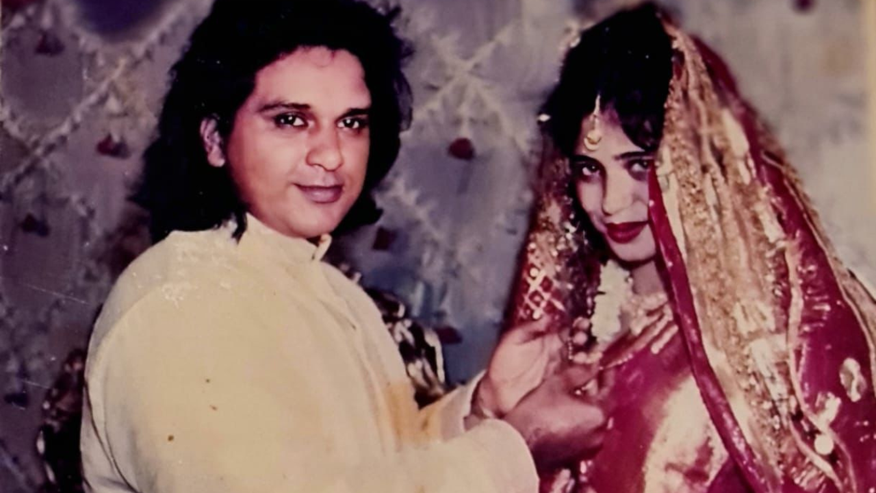 दीपालीचा हा प्रवास सध्या जोमात चालू आहे. तिच्या या बिग बॉसच्या प्रवासात रोज चढउतार दिसून येत आहेत आणि तिची अनेकांशी भांडणंही होत आहेत आणि अनेकांशी मैत्रीही होत आहे 