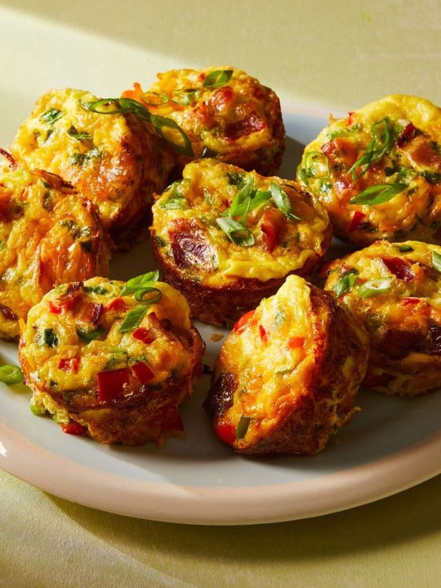 नाश्त्यासाठी फक्त 20 मिनिटांत तयार करा टेस्टी एग मफिन्स