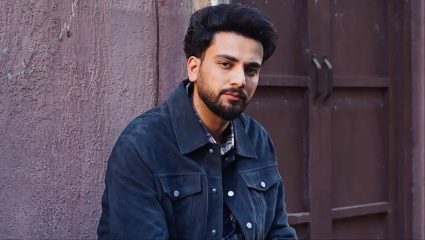 साप- विष प्रकरण एल्विश यादवला पडलं महागात; सर्वोच्च न्यायालयाने सुनावले खडेबोल, “कायद्यापेक्षा कोणीही मोठं नाही”