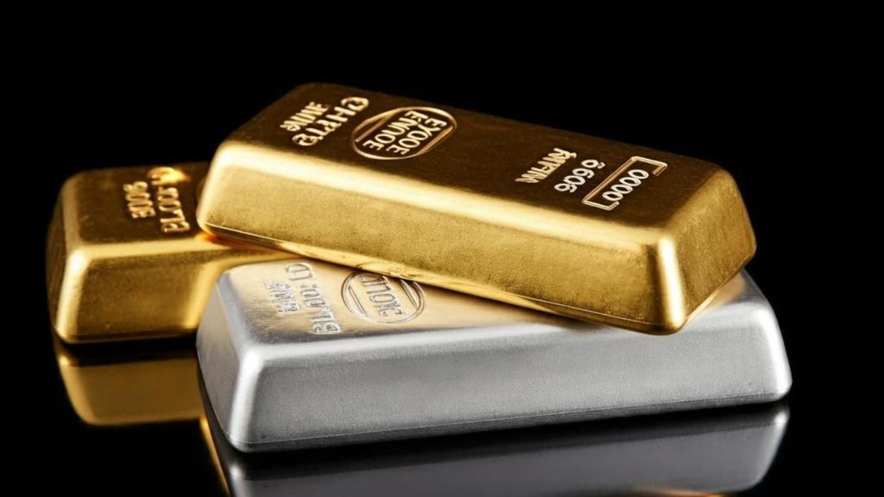 Todays Gold-Silver Price: किंचीत घसरले सोन्या – चांदीचे दर! तुमच्या शहरातील दर जाणून घ्या एका क्लिकवर