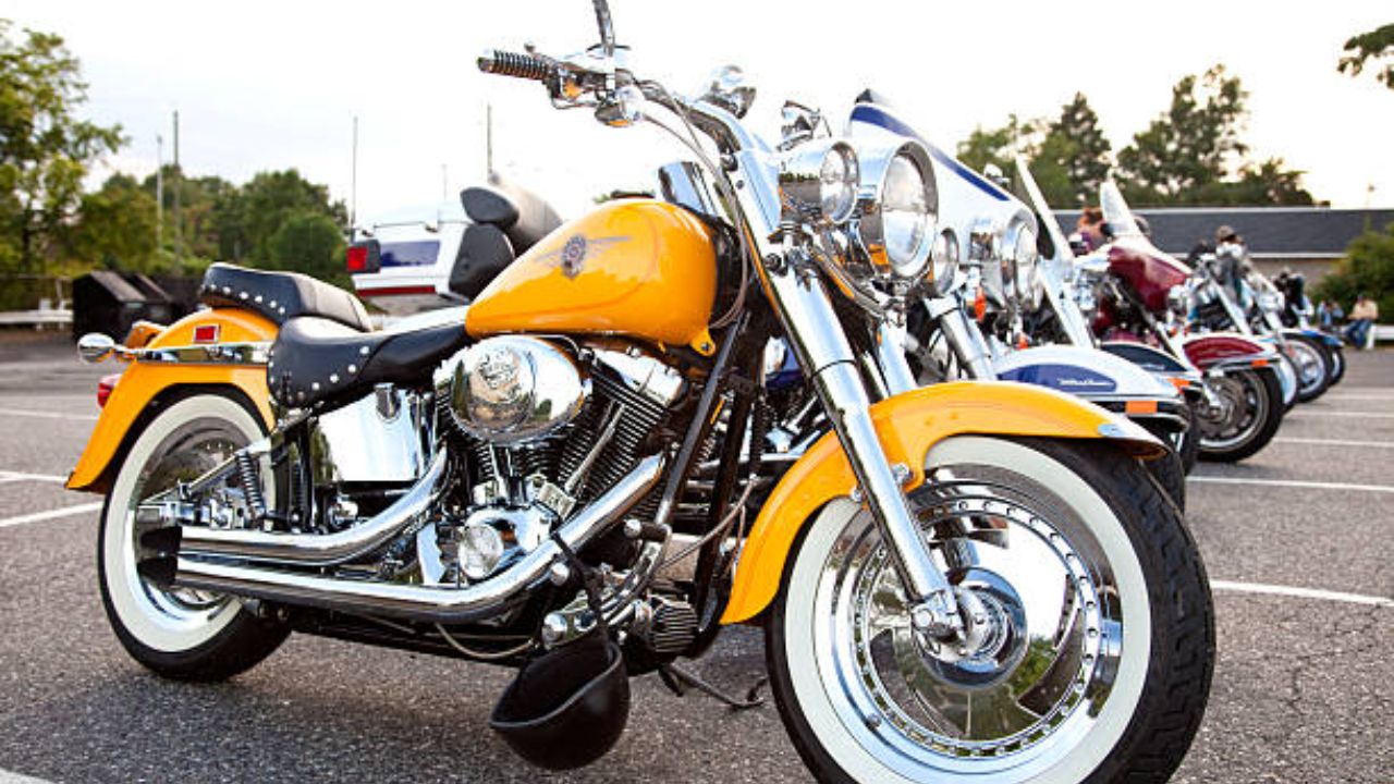 US-India ट्रेड डीलमुळे ‘ही’ प्रीमियम बाईक नाही होणार स्वस्त, यामागील नेमकं कारण म्हणजे काय?