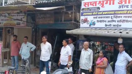 KDMC News : डोंबिवलीत भाऊराव सदन पाडकामावर वाद, अर्धवट कामामुळे भाडेकरू अडचणीत; केडीएमसी अधिकाऱ्यांचा प्रताप