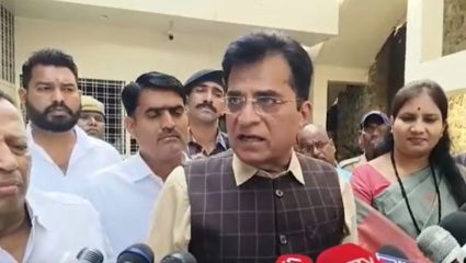 Kirit Somaiya Fake Certificates :  ठिकठिकाणी अनेक बांग्लादेशी फेरीवाले फिरत असल्याचा सोमय्या यांचा दावा