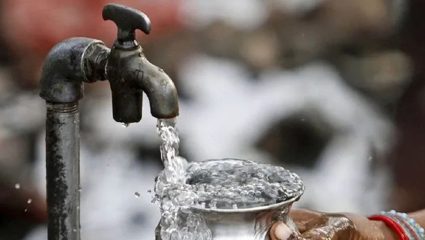 Kolhapur : वाढीव पाणीबिलाची केली होळी; प्रशासनाचा नोंदवला निषेध, नागरिकांचं आयुक्तांना निवेदन