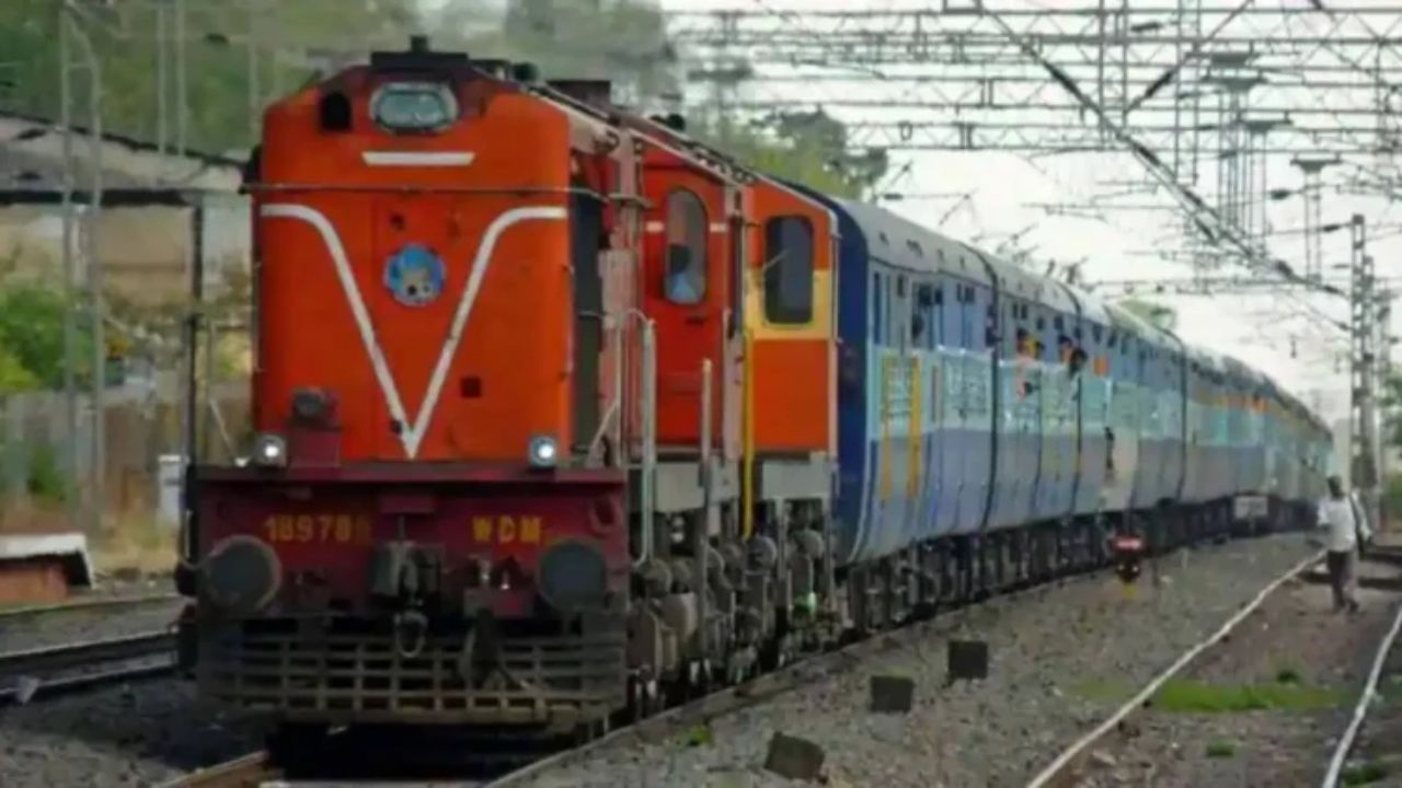 Pune-Nashik Railwayचा मार्ग बदलणार! GMRT ‘बफर झोन’मुळे केंद्र सरकारचा मूळ आराखड्याला नकार