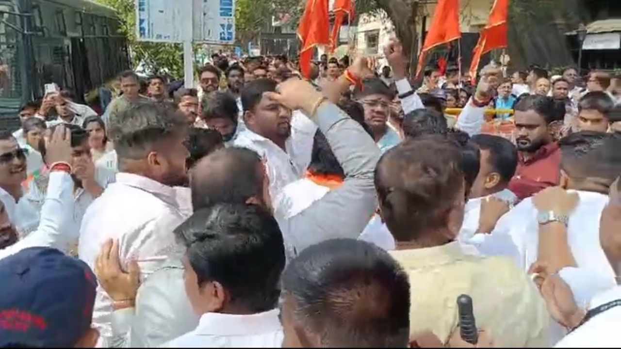 Pune  Breaking: पुण्यात काँग्रेस-भाजप कार्यकर्ते आमनेसामने; दगडफेकीत महिला पोलिस जखमी