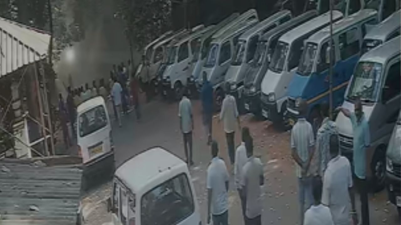 Matheran News :  देव तारी त्याला कोण मारी; पार्किंग प्रवेशावर झाड कोसळलं अन्… अंगाचा थरकाप उडवणारा अपघात