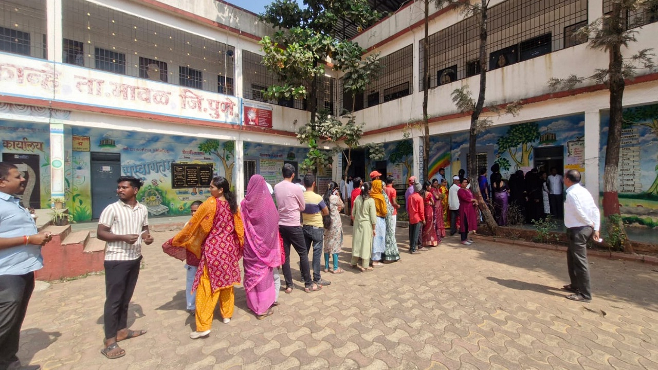 मावळ पंचायत समिती व जिल्हा परिषद निवडणूक; दुपारी 3.30 वाजेपर्यंत 58.22 टक्के मतदानाची नोंद