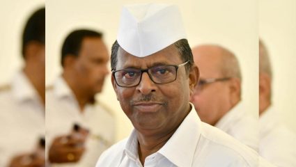 “तर मी तात्काळ मंत्रीपदाचा राजीनामा देईन…; ACB ने लिपीकाला रंगेहात पकडल्यानंतर नरहरी झिरवाळ यांची प्रतिक्रिया