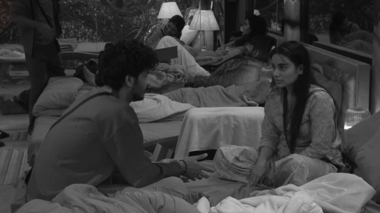 Bigg Boss Marathi Season 6: मी फ्राईड राईज तू ट्रिपल शेजवान मंचूरियन ग्रेव्ही! तन्वी-आयुषचे ते संभाषण चर्चेत