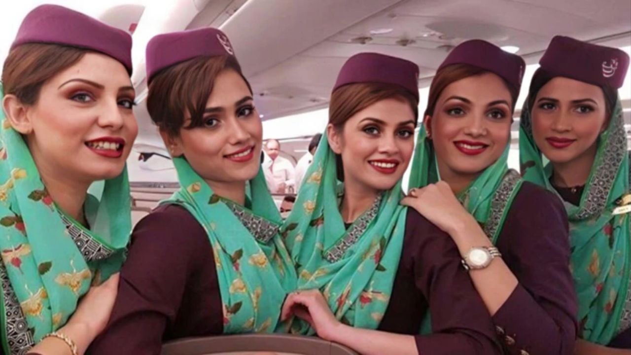 Recruitment Process in Pakistan: शेजारच्या राष्ट्रात अशी होते भरती! Air Hostess साठी असतात ‘या’ अटी, ऐकून व्हाल हैराण