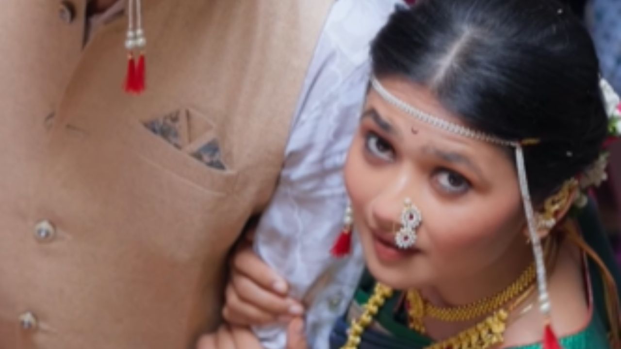 खरंच ओंकार राऊत आणि गौतमी पाटील लग्न करत आहेत का? असा सवाल चाहत्यांनी उपस्थित केला आहे तर त्यांच्यासाठी उत्तर म्हणजे नाही!