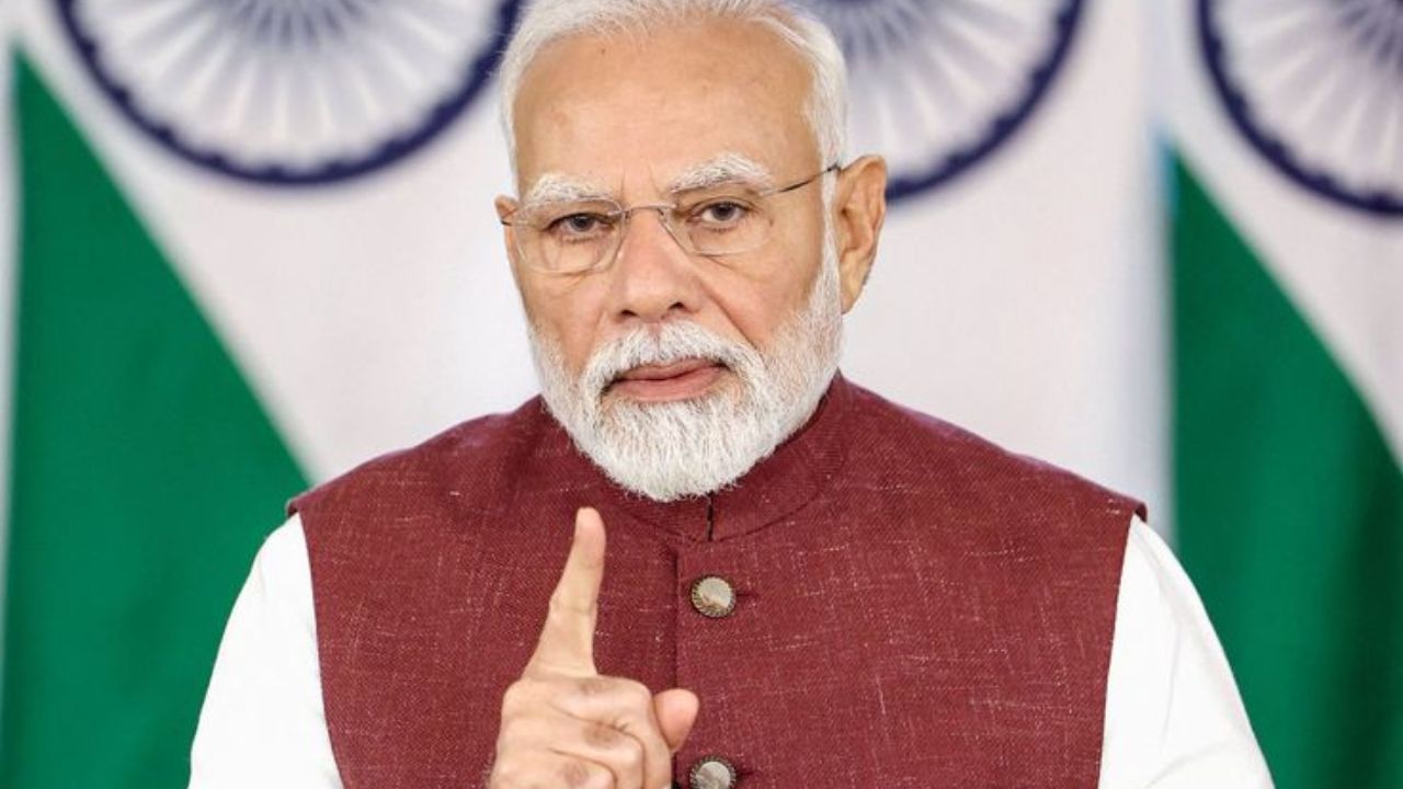 भारत बनणार टेक लीडर? पंतप्रधान Narendra Modi च्या भाषणाने वाढली उत्सुकता! म्हणाले, तंत्रज्ञान माणसांसाठी, त्यांची जागा…