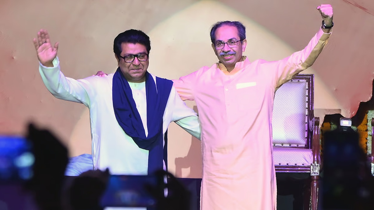 Nitesh Rane : “सलमान खान हा उद्धव ठाकरेंपेक्षा मोठा हिंदू,” नितेश राणे यांनी उद्धव ठाकरेंना पुन्हा डिवचले… 