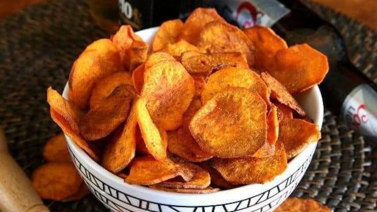 टेस्टीच नाही तर हेल्दीही… घरी बनवा कुरकुरीत ‘सुरणाचे मसाला चिप्स’, एकदाच बनवा आणि महिनाभर साठवा