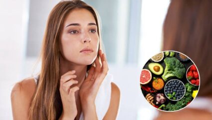 Anti Ageing Superfood : म्हातारपणावर मात करणारे 5 सुपरफूड्स; वय वाढेल पण तारुण्य राहील टिकून