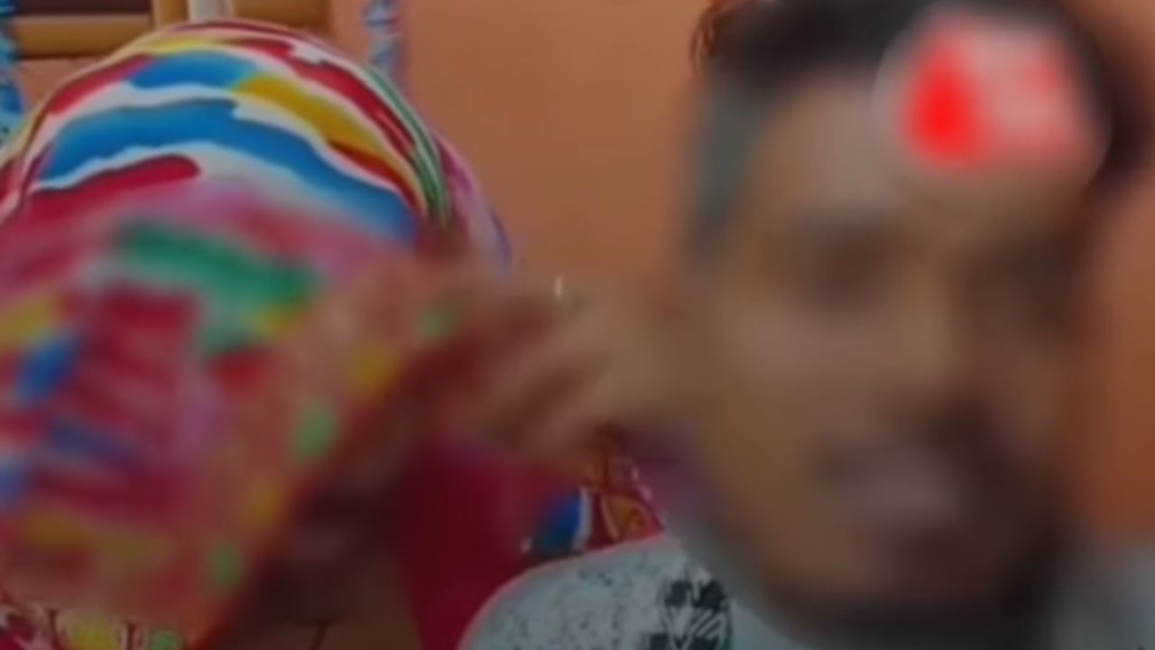 संतापजनक! पैशांसाठी इज्जतीचा सौदा… बायकोलाच भाड्यावर देत आहे पती, Viral Video पाहताच नेटकरी संतापले