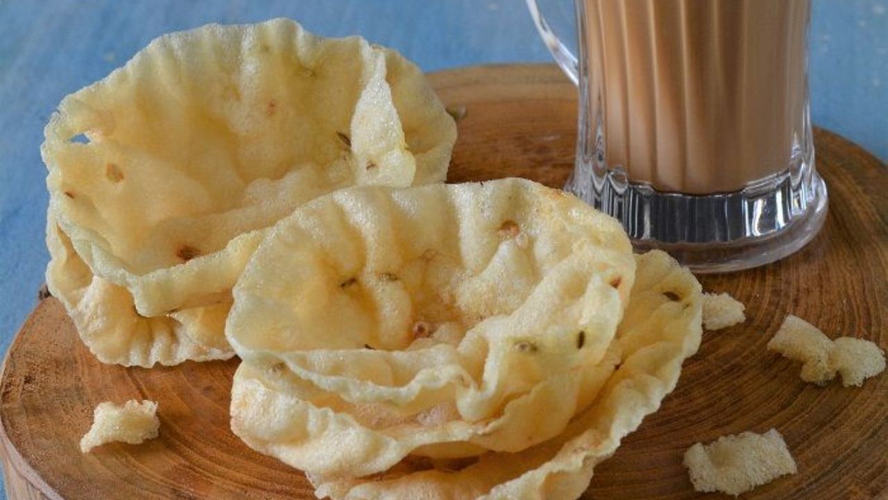 1 वाटी तांदळाच्या पिठापासून बनतील 1 किलोचे पापड, एकदाच बनवा आणि महिनाभर साठवा