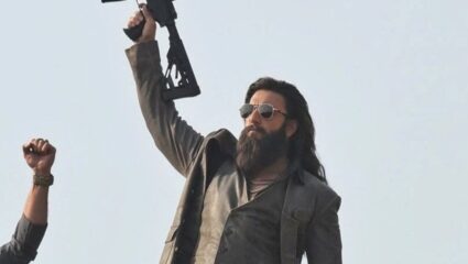 Pak मध्ये बंदी असूनही, ‘Dhurandhar’ नेटफ्लिक्सच्या टॉप चार्ट लिस्टवर; शेजारच्या देशात भारतीय चित्रपटाचा डंका!