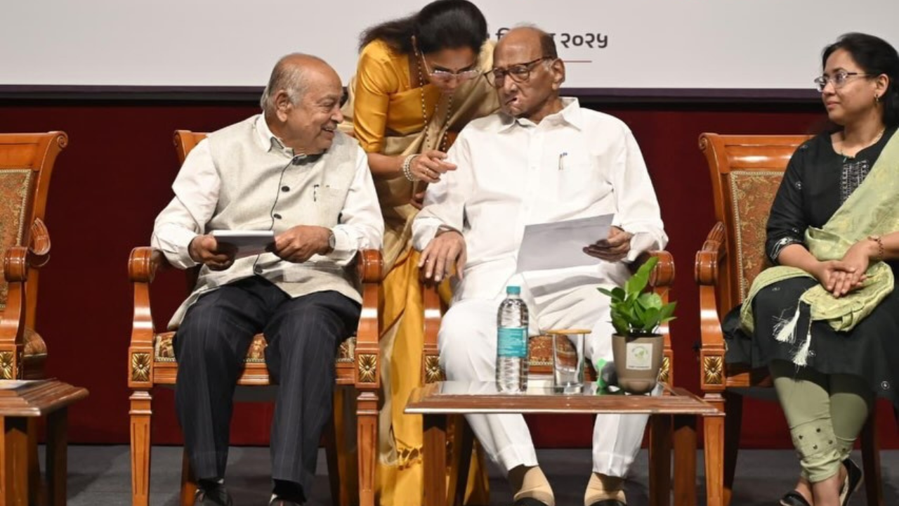 शरद पवार पुन्हा जाणार राज्यसभेत? काँग्रेसच्या मोठ्या नेत्याने केले चित्र स्पष्ट, ‘या विषयावर तेव्हाच बोलू जेव्हा…’