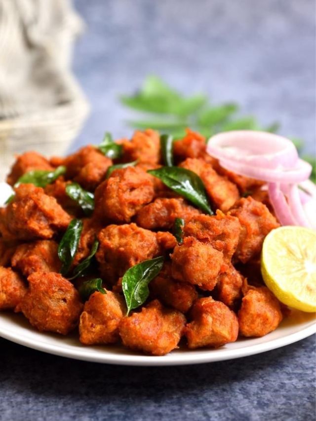 कुरकुरीत, मसालेदार आणि प्रोटीनयुक्त Soya 65 बनवा घरच्या घरी