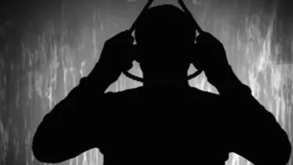 सोमेश्वरनगरमध्ये तरुणाची गळफास घेऊन आत्महत्या; धक्कादायक कारणही आलं समोर