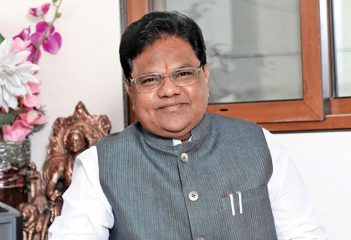 Dharashiv Zilla Parishad: जिल्हा परिषदेत मोठी उलथापालथ; सावंतांविरुद्ध नाराजी उघड