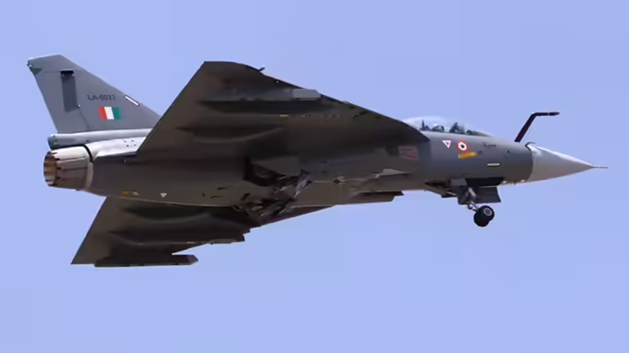 Tejas Turbulence: ‘लढाऊ विमान कोसळले नाही’, तेजस अपघातावर HAL चे स्पष्टीकरण, काय म्हटलं?