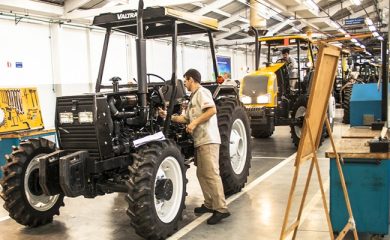 India-US Trade Deal: भारत-अमेरिका व्यापार करारामुळे ट्रॅक्टर निर्यातीला मिळणार चालना?