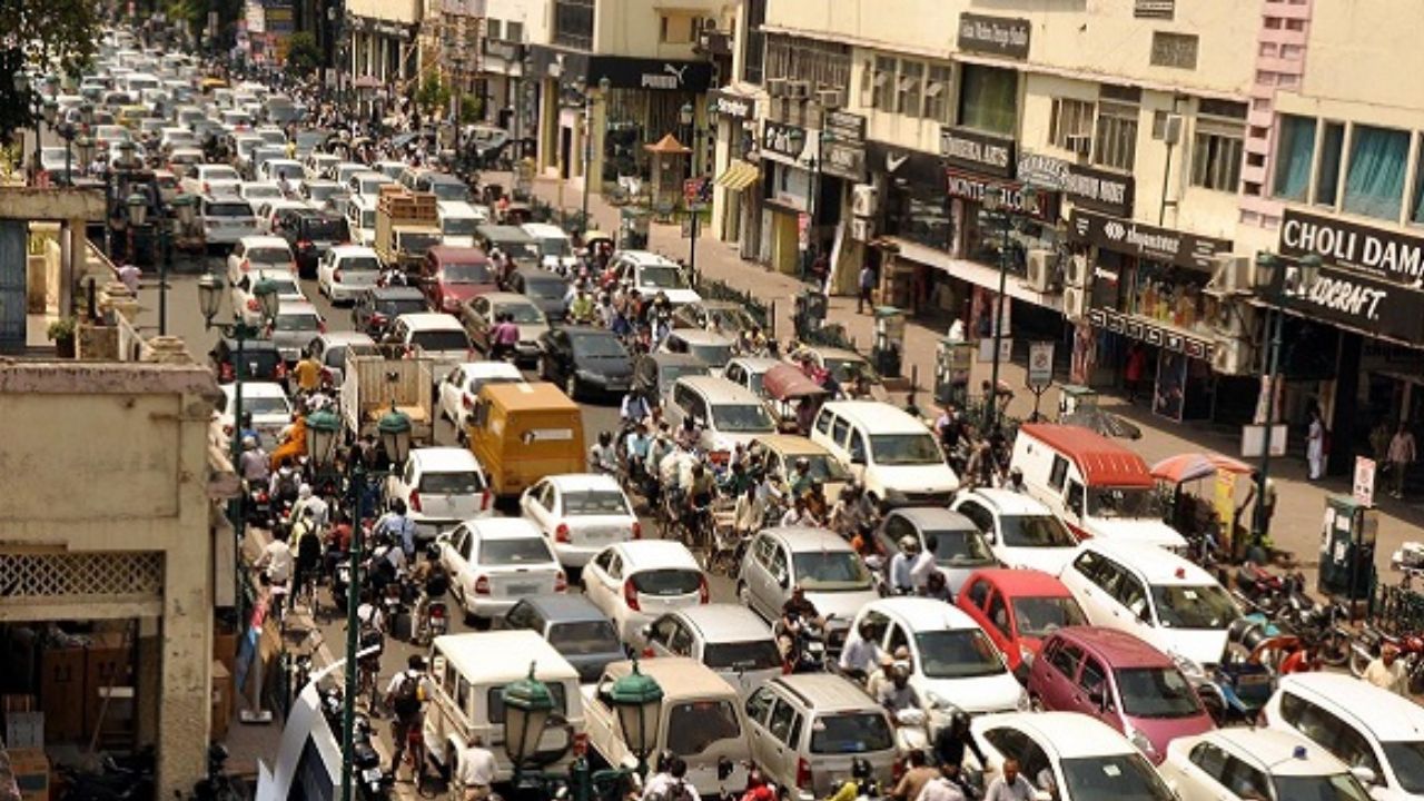 Satara News : शहरातील वाहतुकीचा प्रश्न ऐरणीवर; अतिक्रमणामुळे नागरिक हैराण