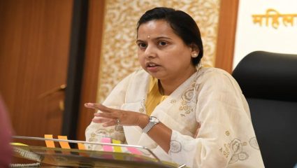 Aditi Tatkare : बालकांच्या डिजिटल सुरक्षिततेसाठी ‘डिजिटल कवच’ आवश्यक, आदिती तटकरे यांचं वक्तव्य