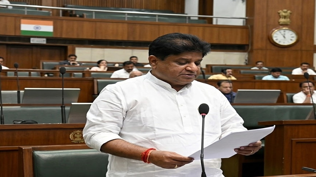 Dharashiv News: आरोग्य विभागातील गैरप्रकारांवर विधानसभेत खळबळ; कंत्राटी कर्मचाऱ्यांच्या वेतन प्रश्नावर सरकारची कारवाईची ग्वाही