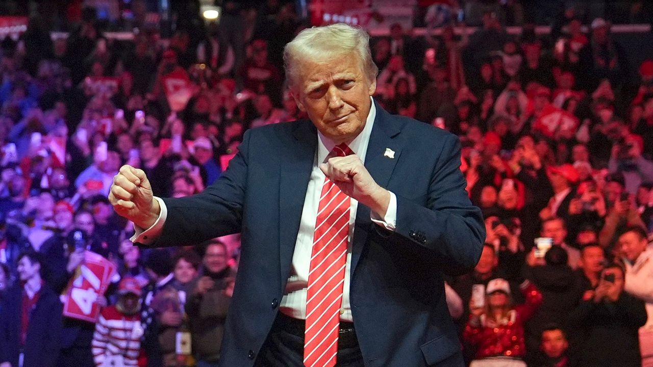 US Iran War : ‘आम्ही पहिल्याच तासांत युद्ध जिंकले होते’ ; ट्रम्प यांची इराणविरुद्ध विजयाची घोषणा, जगभरात खळबळ