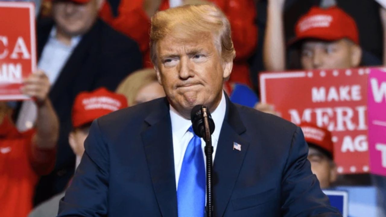 Middle East War : अमेरिकेचा रिमोट कंट्रोल इस्रायलच्या हातात? इराणवर हल्ल्याबाबात ‘या’ बड्या अधिकाऱ्यांनी केली ट्रम्प यांची पोलखोल