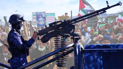 Holy Jihad : हुथी बंडखोरांचा इस्रायलवर क्षेपणास्त्र मारा, ‘पवित्र जिहाद युद्धा’ची मोठी घोषणा; इराणच्या जोडीने आता रणांगण पेटणार