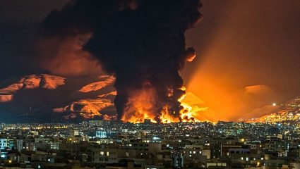 World War 3 : अमेरिका 172 दशलक्ष बॅरल तेल बाजारात आणणार; इराणच्या मुसक्या आवळण्यासाठी वापरणार ‘ही’ रणनीती