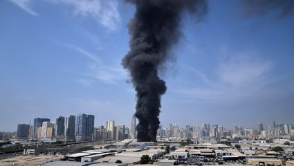 Israel Iran युद्धात दुबई पुन्हा पेटलं! इराणचा भीषण ड्रोन हल्ला अन् क्षणात सर्व नष्ट; जगभरात खळबळ