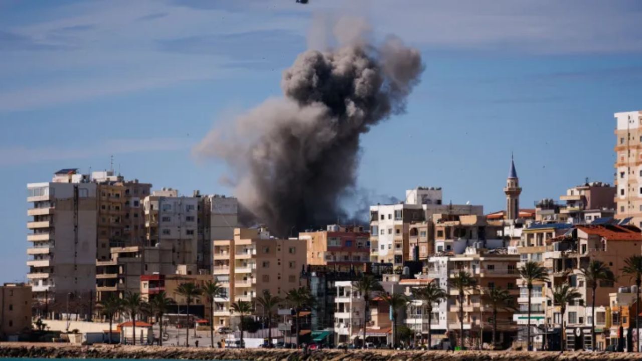 Lebanon War: हिजबुल्लाहच्या अस्तित्वावरच गदा? लेबनॉनचा 10% भूभाग गिळंकृत करणार, इस्रायली संरक्षण मंत्र्यांचा आश्चर्यकारक दावा