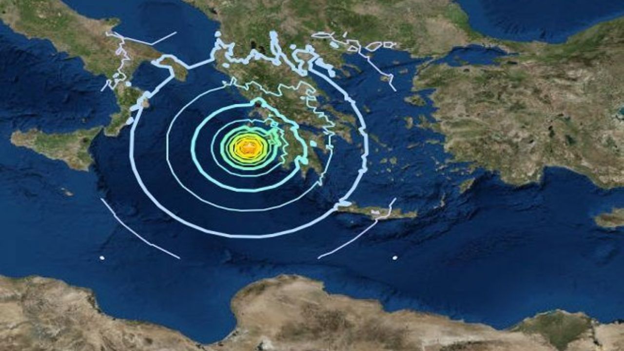 Earthquake : अवघ्या 10 मिनिटांत 3 देश हादरले! जपानच्या किनारपट्टीवर भीतीचा थरार; तर नेपाळ आणि भारतातही भूकंपाचे धक्के