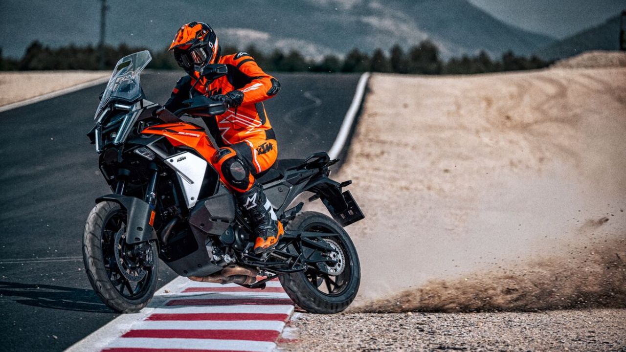 KTM ची स्पेशल Adventure Bike झाली लाँच! जगभरात फक्त 700 ची होणार विक्री अन् किंमत तब्बल 24.28 लाख रुपये