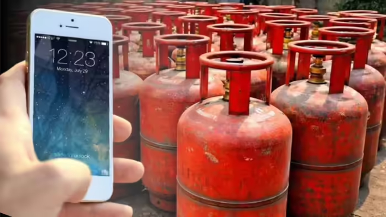 LPG Gas Booking : एलपीजी सिलिंडर बुक करत आहात का? मग ‘या’ सोप्या पद्धतीने करा झटपट बुकींग
