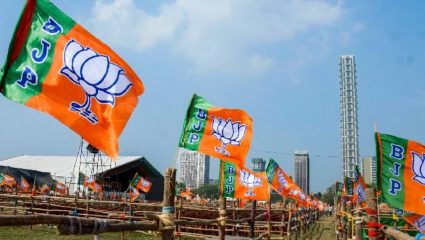 Maharashtra Politics : राजकीय नेत्यांच्या प्रशिक्षणाला ‘ब्रेक’, नगरसेवकांची दांडी; रिकाम्या खुर्त्यांचीच चर्चा